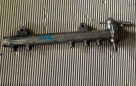 Fiat 500 Fuel main line pipe 0445214044 46817523 016416L1