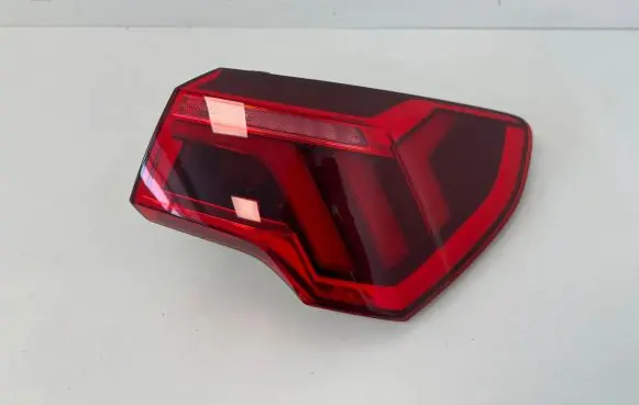 Audi Q3 F3 Rear/tail lights 83A945092 646502