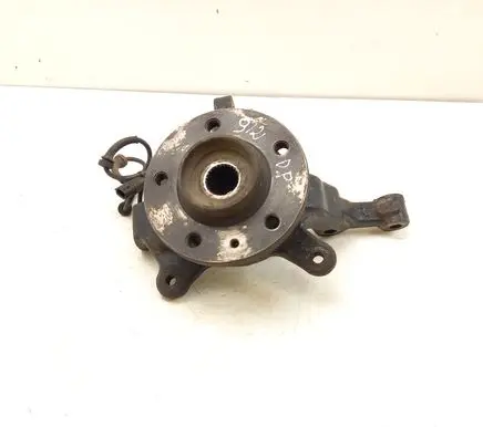 Nissan Primastar Front wheel hub 551696