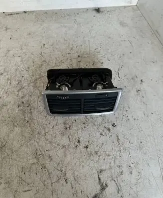 Audi Q7 4L Rear air vent grill 4l0819203
