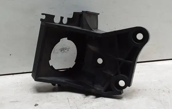 Suzuki Liana Other engine bay part