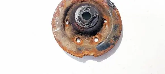 Toyota Avensis T250 Coil spring mount 
