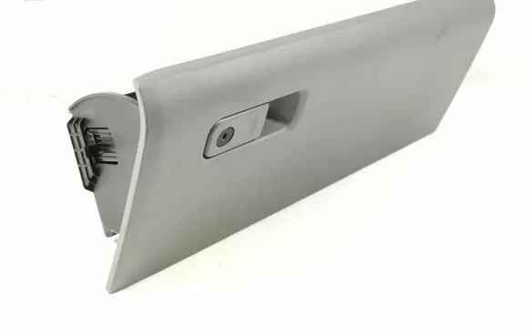 Glove box
