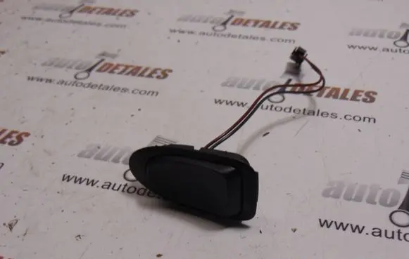 Steering wheel buttons/switches