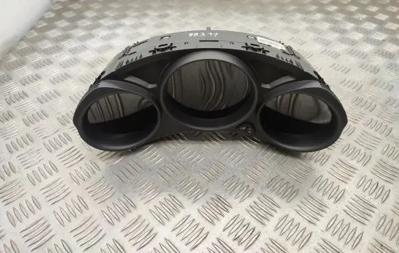 Citroen C4 II Speedometer (instrument cluster) 9812832380