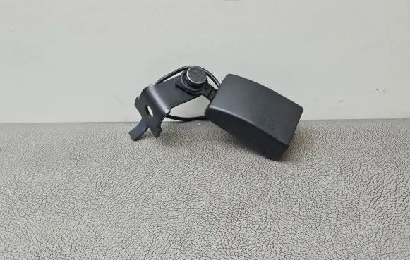 BMW X6 F16 Middle seatbelt buckle (rear) 7344694