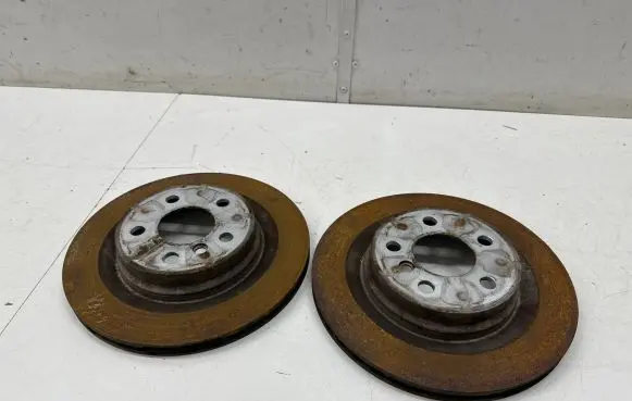 Mini Cooper Countryman F60 Rear brake disc 6799369 6799309