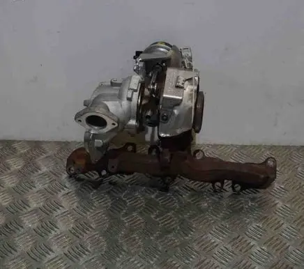 Volkswagen Jetta VI Turbo 04L971501B 04L253019P