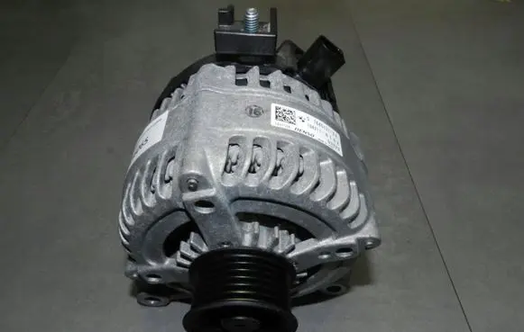 BMW X1 F48 F49 Generator/alternator 7640131