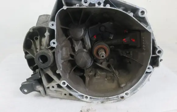 Peugeot 2008 I Manual 6 speed gearbox 20EA50