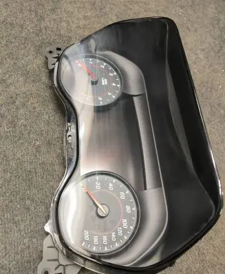 Chevrolet Camaro Speedometer (instrument cluster) 84055876 813075439