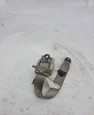 Toyota Avensis T250 Rear seatbelt 7336005101 070406