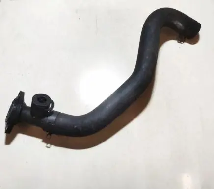 Volkswagen PASSAT B6 Engine coolant pipe/hose 03g121121d