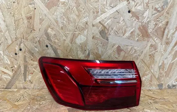 Audi A4 S4 B9 8W Rear/tail lights 8W9945069AA 81810101 8WV945069AA