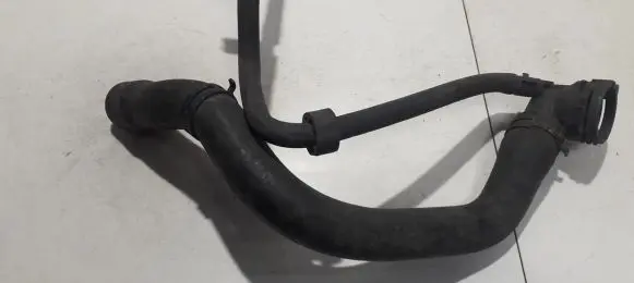 Volkswagen PASSAT B6 Engine coolant pipe/hose 3c0122101al