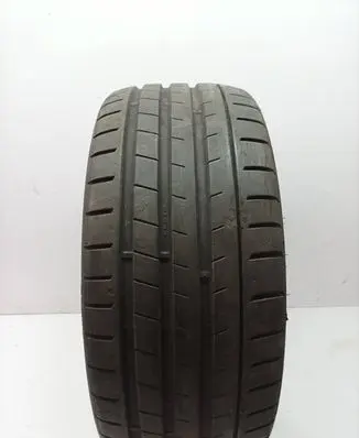 Audi A4 S4 B8 8K R19 summer tire KUMHO