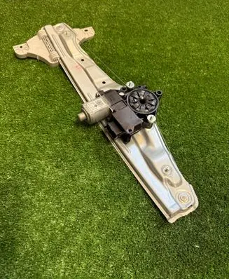 Hyundai Ioniq 5 Front door electric window regulator 82450GI010 210622B3B0