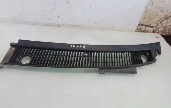 Suzuki Swift Cultus Wiper trim