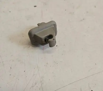 Volvo S80 Sun visor clip/hook/bracket 3672