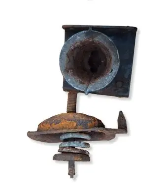 KIA Sorento Spare wheel mounting bracket 