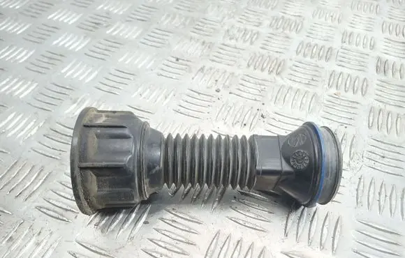 Opel Vectra B Window washer liquid tank fill tube 