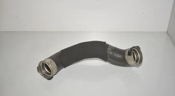 Intercooler hose/pipe