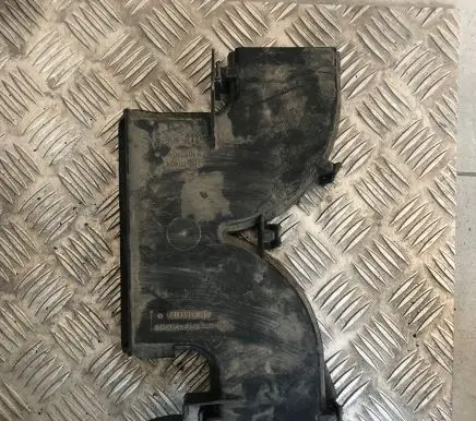 Renault Trafic II (X83) Air intake duct part 8200410451