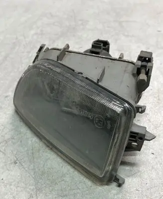 Nissan Primera Front fog light E2025110
