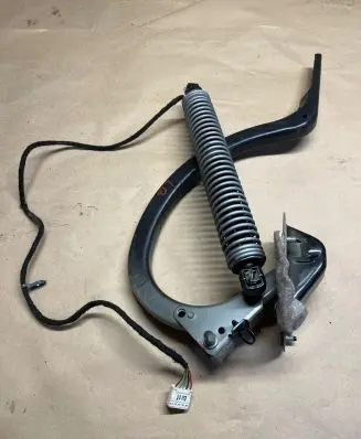 BMW 5 F10 F11 Tailgate hydraulic set 712013801 1055583