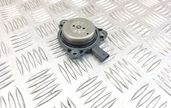 Mercedes-Benz E W212 Camshaft vanos timing valve A2761560490