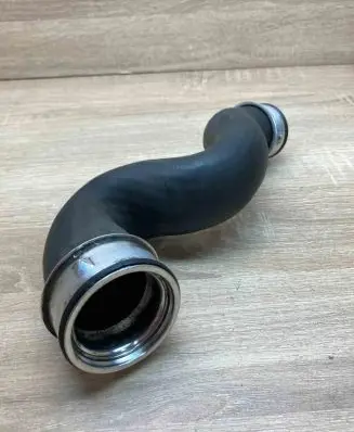 Volkswagen Golf V Intercooler hose/pipe CoolantHose