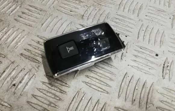 Peugeot 308 Rear seat light