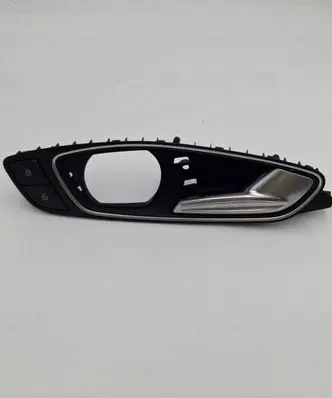 Audi A1 Front door interior handle 01021012003 8X0837020E 252614