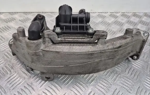 Mercedes-Benz C W203 EGR valve cooler A6111410204 A6110700179 A6110700411