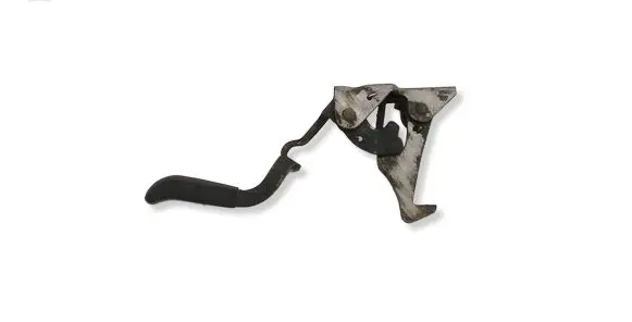 BMW 3 E46 Engine bonnet (hood) release handle 8213029
