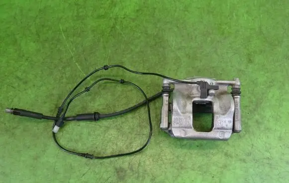 Infiniti Q30 Front brake caliper