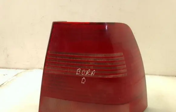 Volkswagen Bora Rear/tail lights 1J5945096AC