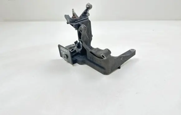 Ford Fiesta Power steering pump mounting bracket AV2C9B470AC