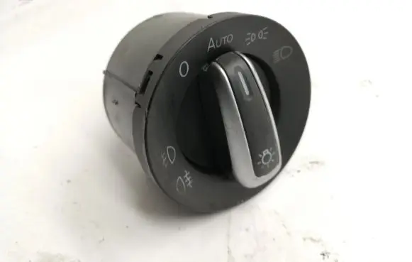 Volkswagen Tiguan Light switch 3C8941431N