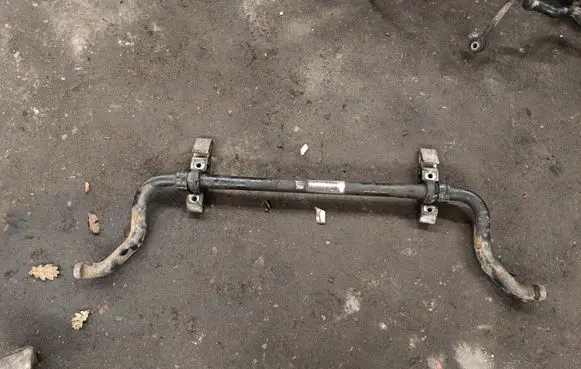 Porsche Cayenne (92A) Front anti-roll bar/sway bar 7L0411025G