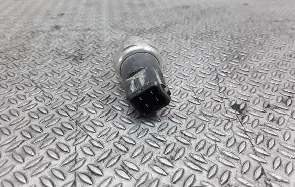 Air conditioning (A/C) pressure sensor