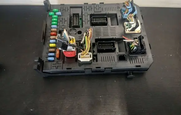 Peugeot 308 Comfort/convenience module 281208364 281201930C 28119248