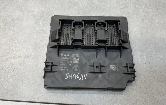 Volkswagen Sharan Comfort/convenience module 5K0937084F