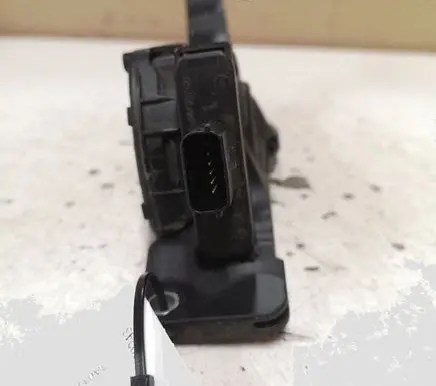 Volvo V40 Accelerator throttle pedal 31280595 6PV01036822