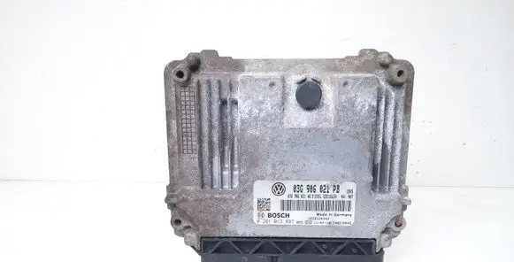 Volkswagen PASSAT B6 Engine control unit/module 03G906021PB 0281013897