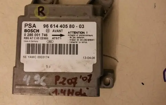 Peugeot 207 Airbag control unit/module 0285001746 9661440580