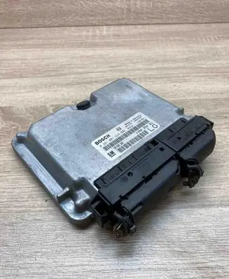 Opel Vectra B Engine control unit/module ECU 90569348 0281001634