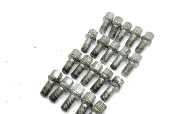 Audi A1 Nuts/bolts 