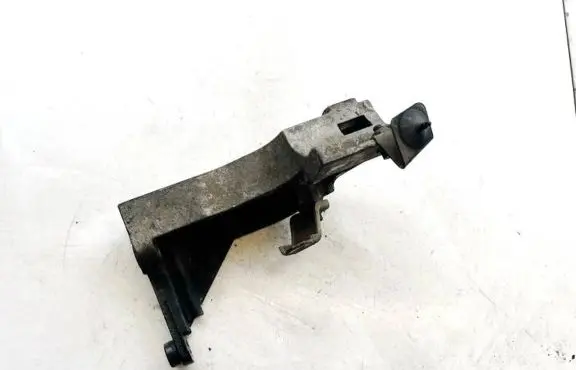 Mitsubishi Space Star Engine mounting bracket