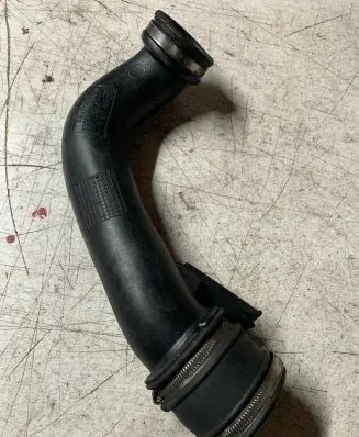 Volvo V70 Intercooler hose/pipe 6896526 BT7PA